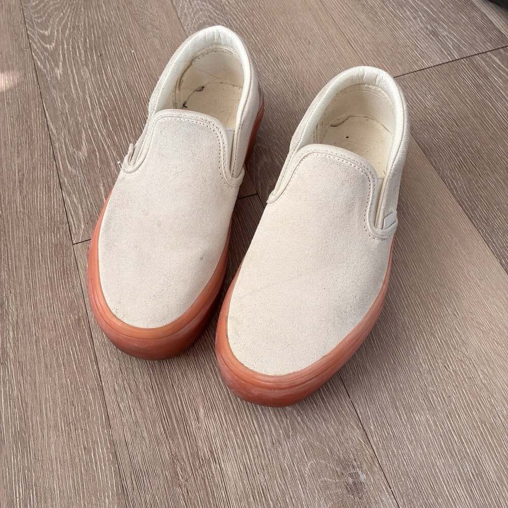 VANS White Suede Slip Ons Stackform Peach Rubber Women’s 7 Men’s 5 RARE EUC